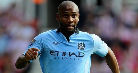 欧冠半场：两队均破门乏术，摩纳哥0-0闷平加拉塔萨雷（欧冠半场：摩纳哥与加拉塔萨雷互交白卷，比分暂为0-0）