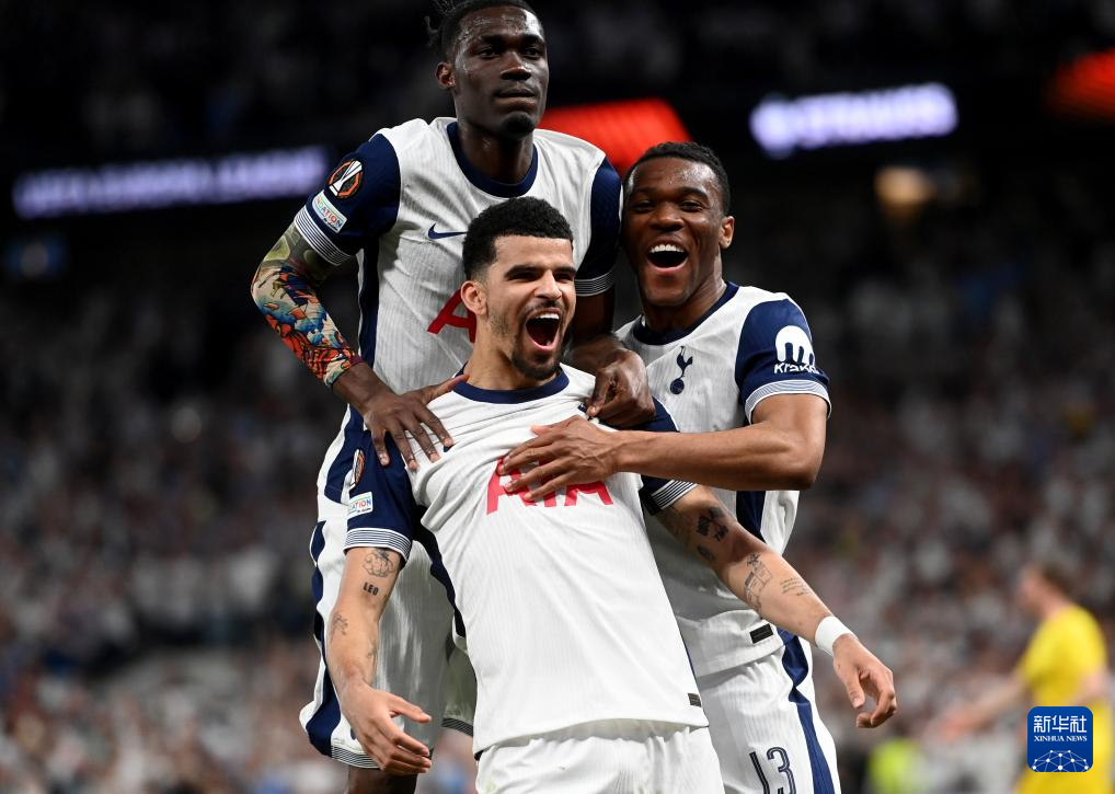 篮球CBA季后赛抽签完成，首轮对阵揭晓（CBA季后赛抽签落定，首轮对阵出炉）