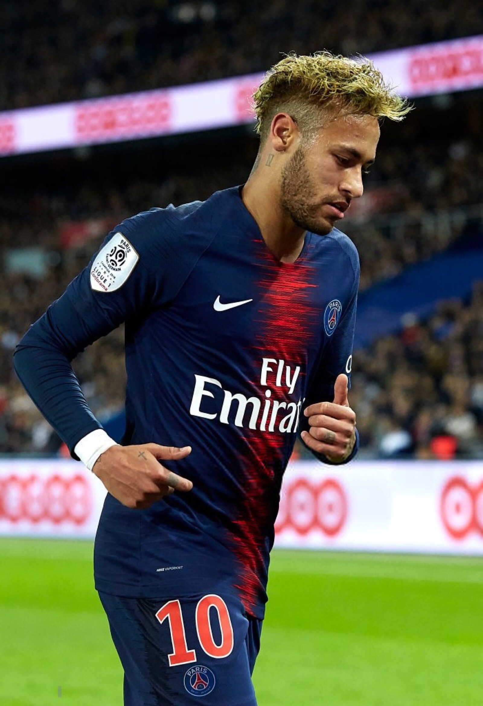 凯恩：替补出场不是我所习惯的，但孔帕尼希望我保持活力（凯恩：不惯当替补，孔帕尼要我维持最佳状态）