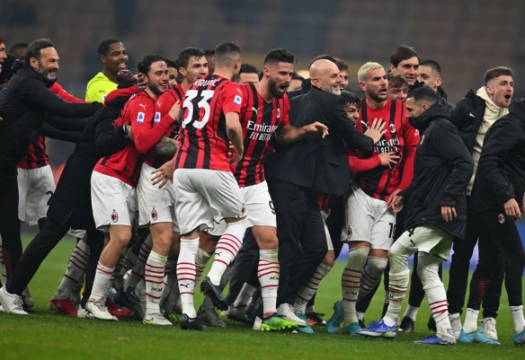 34岁阿联酋国脚奥马尔宣布退役，曾斩获亚洲足球先生（34岁阿联酋球星奥马尔挂靴，曾当选亚洲足球先生）