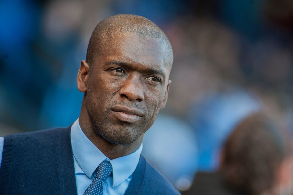 传记作者：莱万年少时常因身材自卑；他与渣叔的关系起初不好（传记作者称：莱万少年常为身材自卑，初期与克洛普关系紧张）