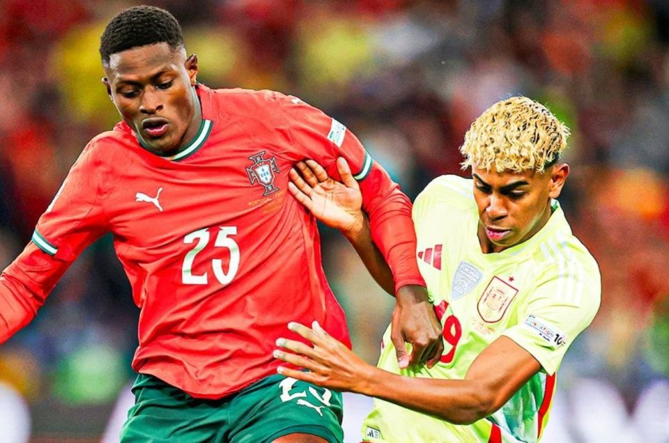 穆帅：我和孔蒂不是朋友，他是顶级教练但我不清楚他的为人（穆帅：和孔蒂算不上朋友，他是顶级主帅，但他的为人我不太了解）