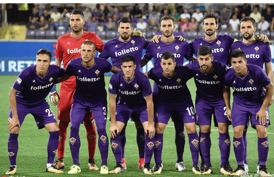 高二少女篮球场上炸翻全场自述答案只有努力（高二女生篮球场惊艳全场：她坦言，唯一的答案是努力）